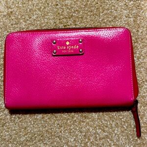 Kate Spade Pebbled Leather Hot Pink Large Continental Wallet Leather
